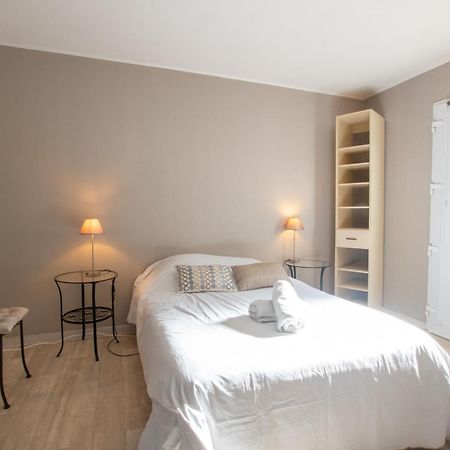 Ibis - Villa Avec Piscine, Jardin Et Parking Arles Bagian luar foto